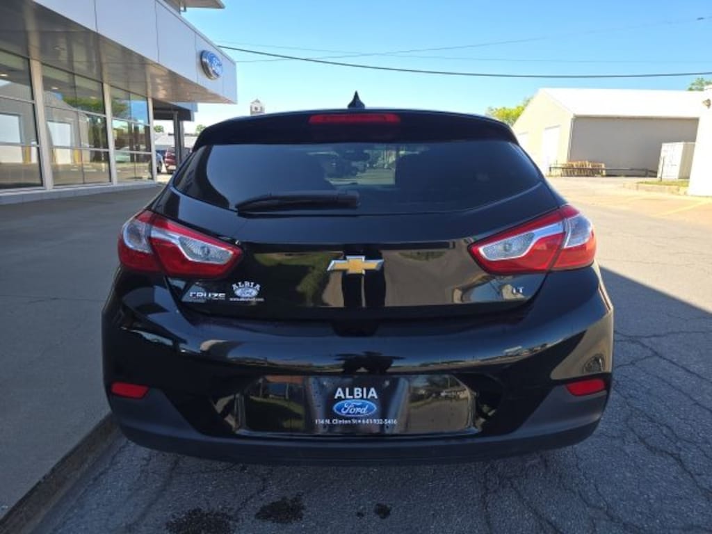 Used 2018 Chevrolet Cruze LT Auto Hatchback