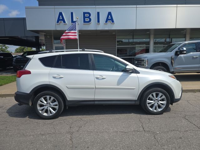 Used 2013 Toyota RAV4 Limited with VIN 2T3DFREV7DW068239 for sale in Albia, IA