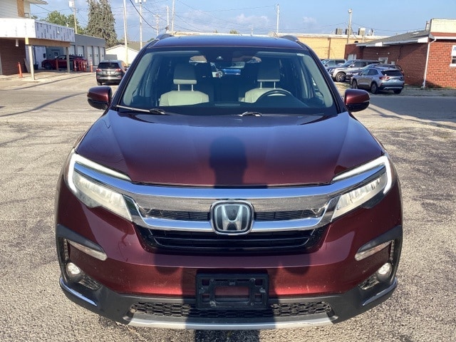 Certified 2019 Honda Pilot Touring with VIN 5FNYF6H69KB009586 for sale in Albia, IA