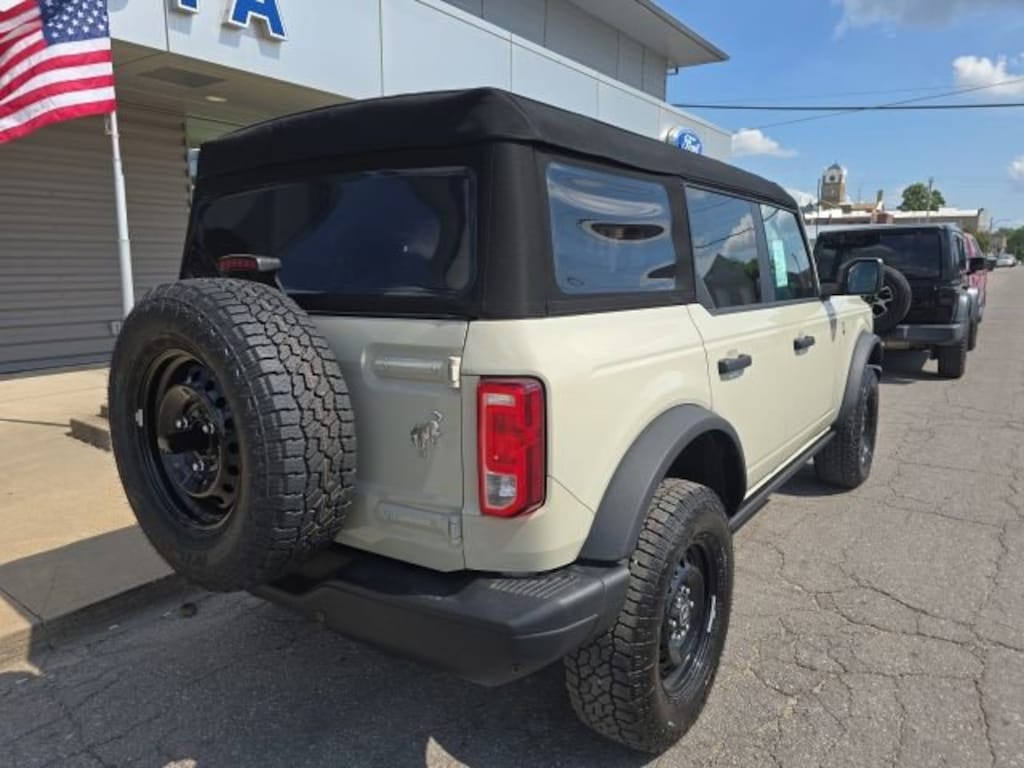 New 2026 Ford Bronco Big Bend SUV
