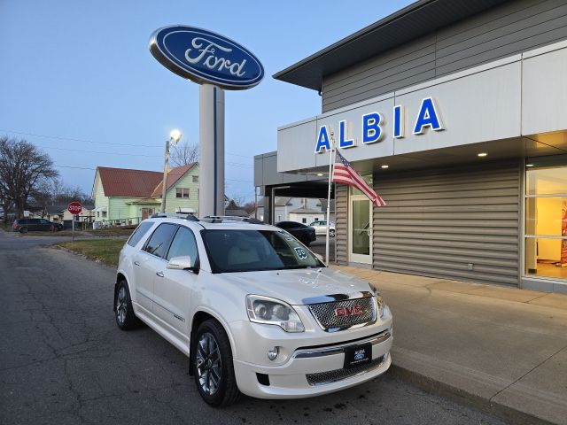 2012 GMC Acadia Denali's photo