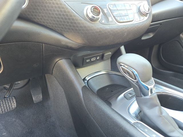 2024 Chevrolet Malibu 1LT - Photo 14