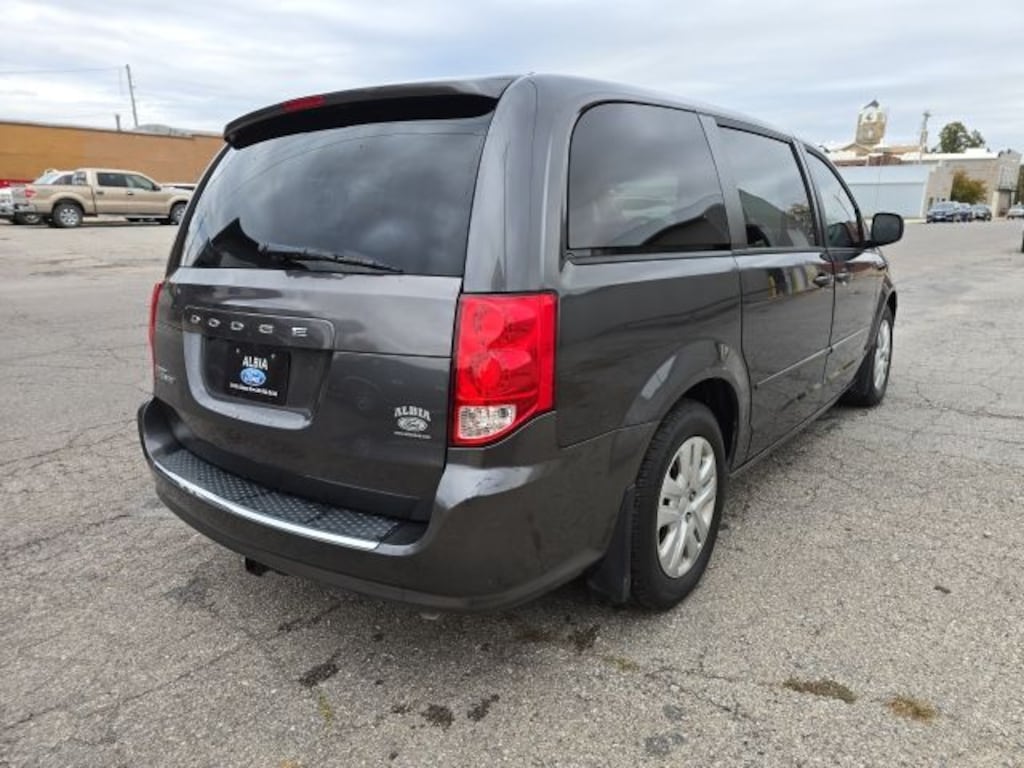 Used 2017 Dodge Grand Caravan SE Van