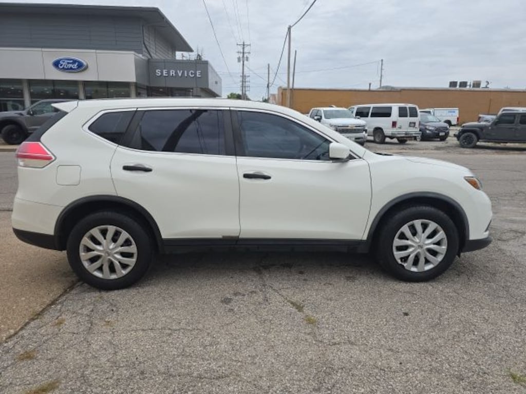 Used 2016 Nissan Rogue S SUV