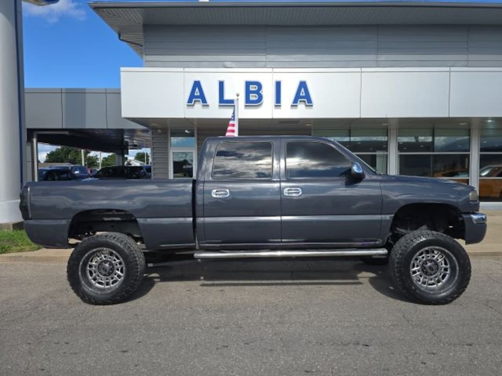 Used 2002 GMC Sierra 1500HD Truck Crew Cab
