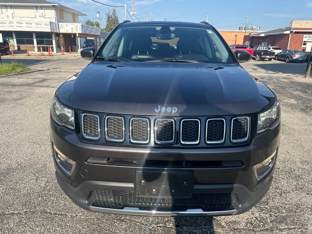 Used 2019 Jeep Compass Limited with VIN 3C4NJDCB0KT775976 for sale in Albia, IA