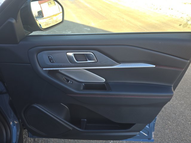 2026 Ford Explorer ST - Photo 24