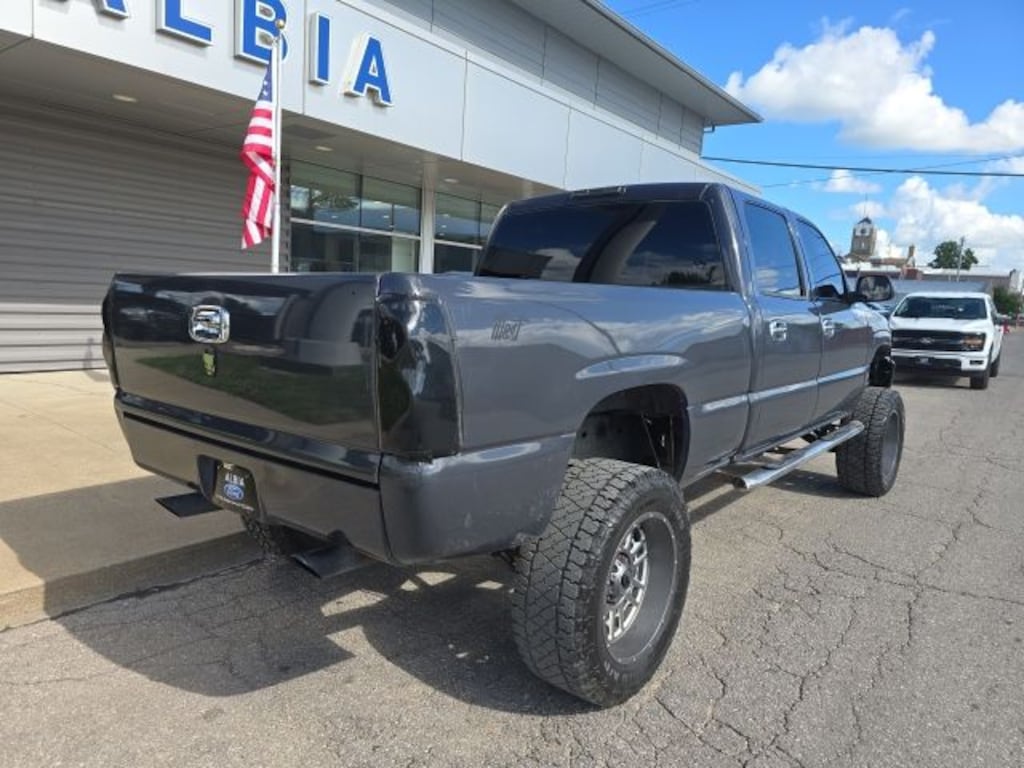 Used 2002 GMC Sierra 1500HD Truck Crew Cab
