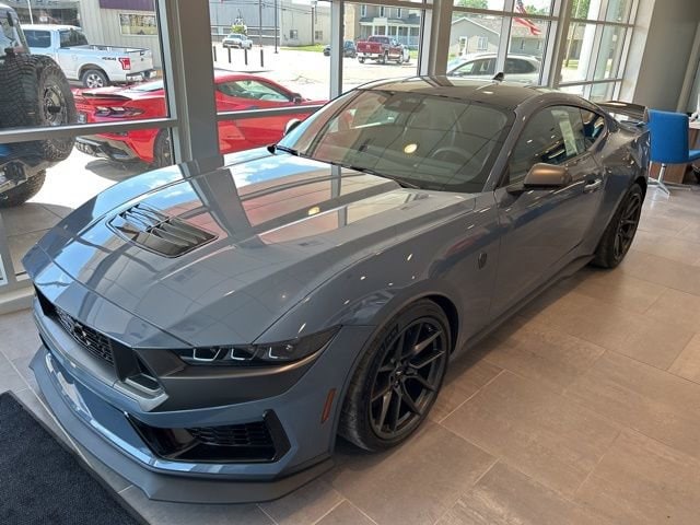 2025 Ford Mustang Dark Horse's photo