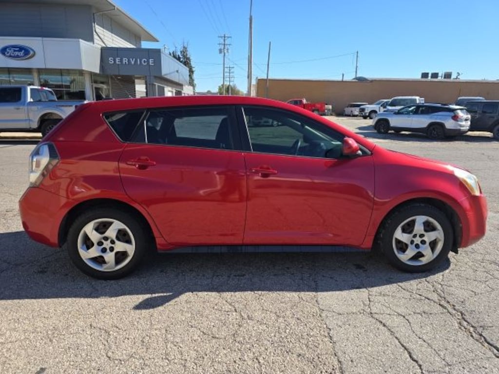 Used 2009 Pontiac Vibe Base w/1.8L Hatchback