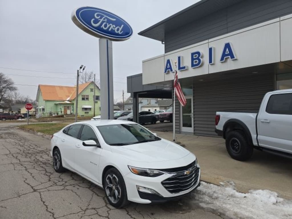 Used 2024 Chevrolet Malibu 1LT Sedan