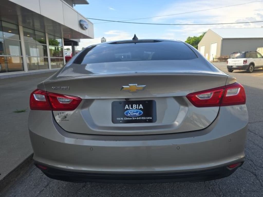 Used 2022 Chevrolet Malibu LS w/1FL Sedan