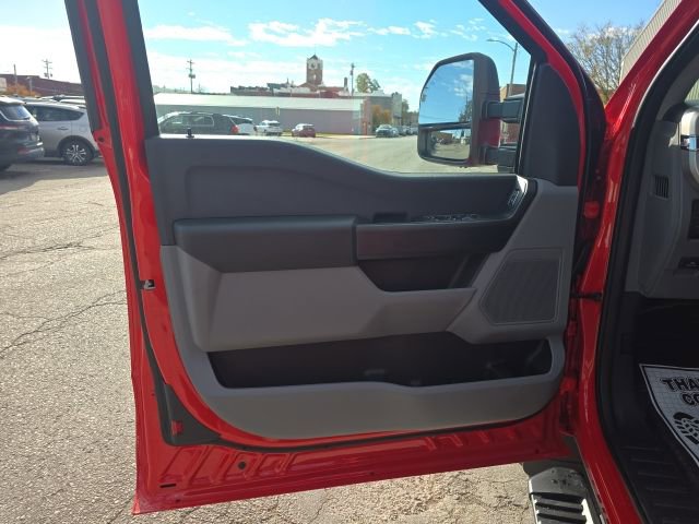 2026 Ford F-350 Super Duty XL - Photo 10