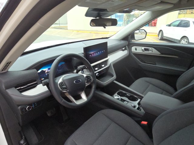 2026 Ford Explorer Active - Photo 12