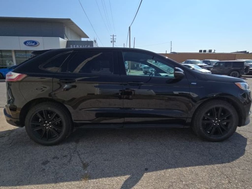 Used 2020 Ford Edge SUV