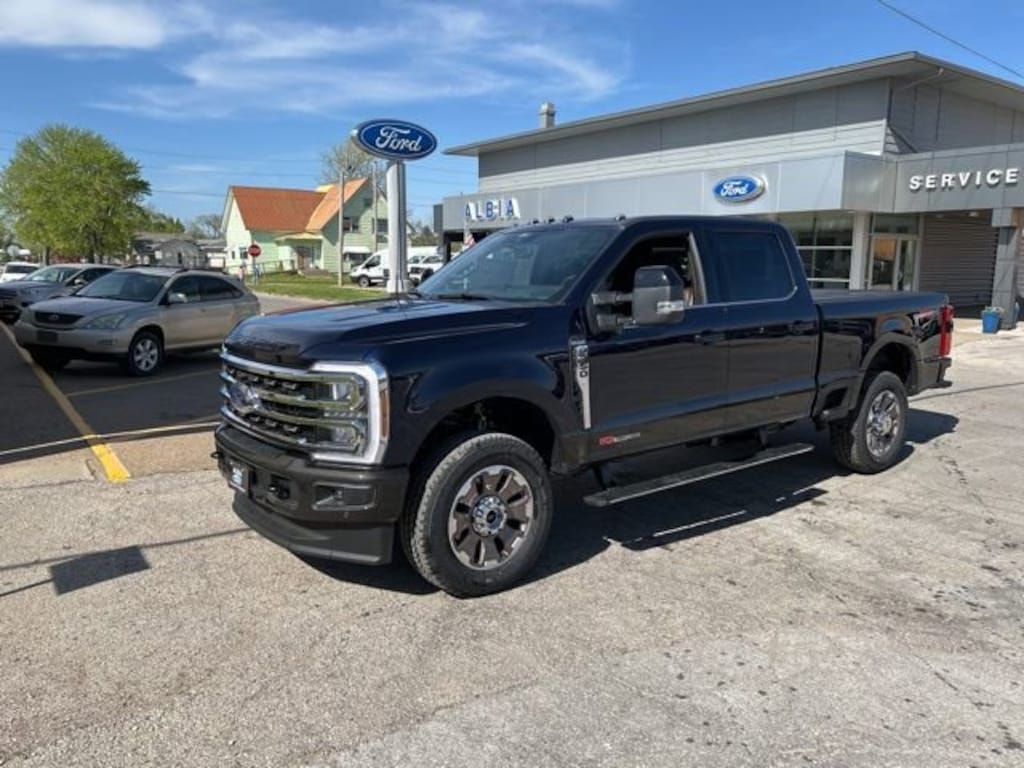 New 2025 Ford Super Duty F-350 SRW King Ranch Truck Crew Cab