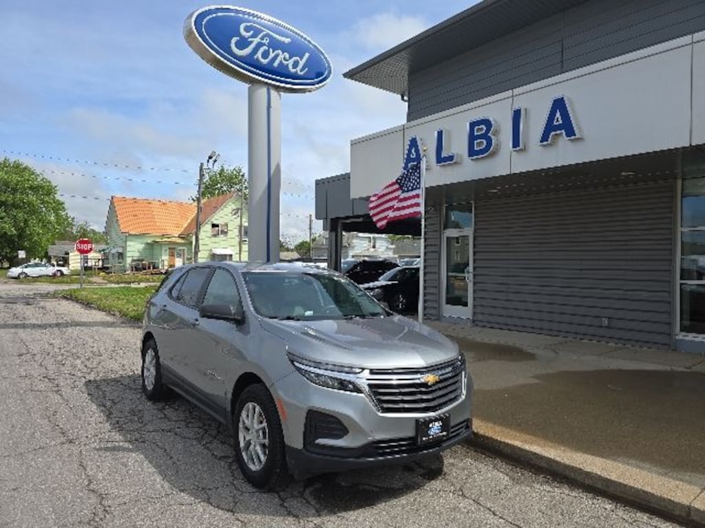 Used 2024 Chevrolet Equinox LS w/1FL SUV