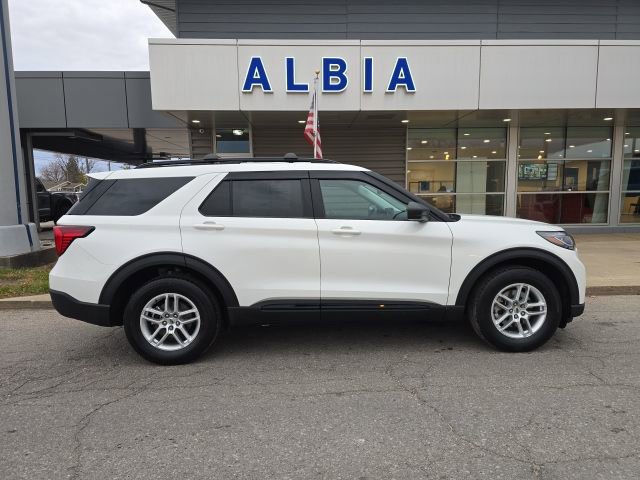 2026 Ford Explorer Active - Photo 2