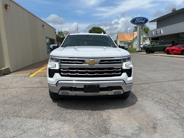 Used 2022 Chevrolet Silverado 1500 LTZ with VIN 1GCUDGED9NZ567594 for sale in Albia, IA