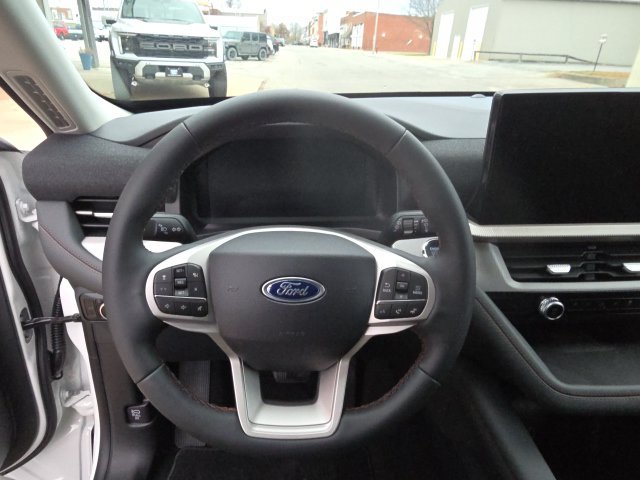 2026 Ford Explorer Active - Photo 14