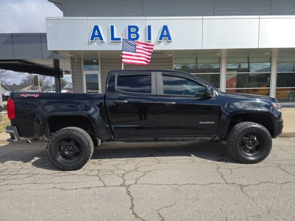 Used 2019 Chevrolet Colorado WT Truck Crew Cab