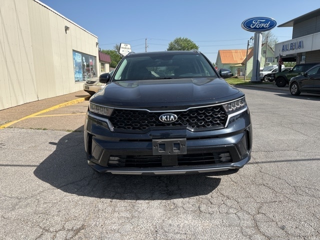 Used 2021 Kia Sorento EX Hybrid with VIN KNDRH4LGXM5040675 for sale in Albia, IA