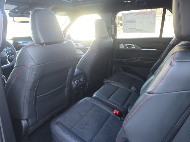 2026 Ford Explorer ST - Photo 34