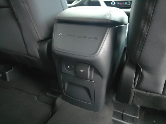 2026 Ford Explorer Active - Photo 27