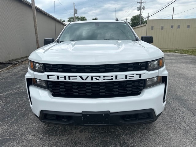 Used 2022 Chevrolet Silverado 1500 Limited Custom with VIN 1GCRYBEK4NZ145325 for sale in Albia, IA