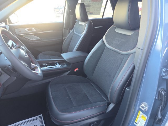 2026 Ford Explorer ST - Photo 10