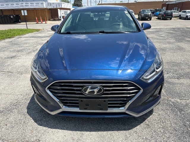 Used 2019 Hyundai Sonata SE with VIN 5NPE24AF4KH770427 for sale in Albia, IA