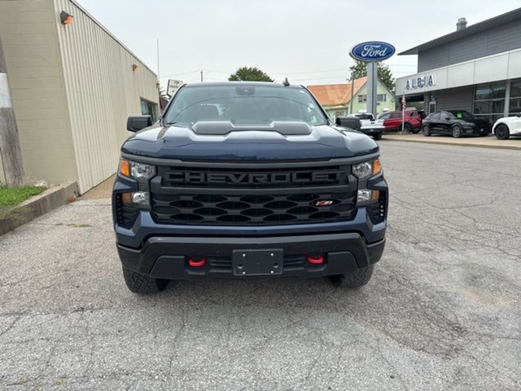 Used 2023 Chevrolet Silverado 1500 Custom Trail Boss Truck Crew Cab