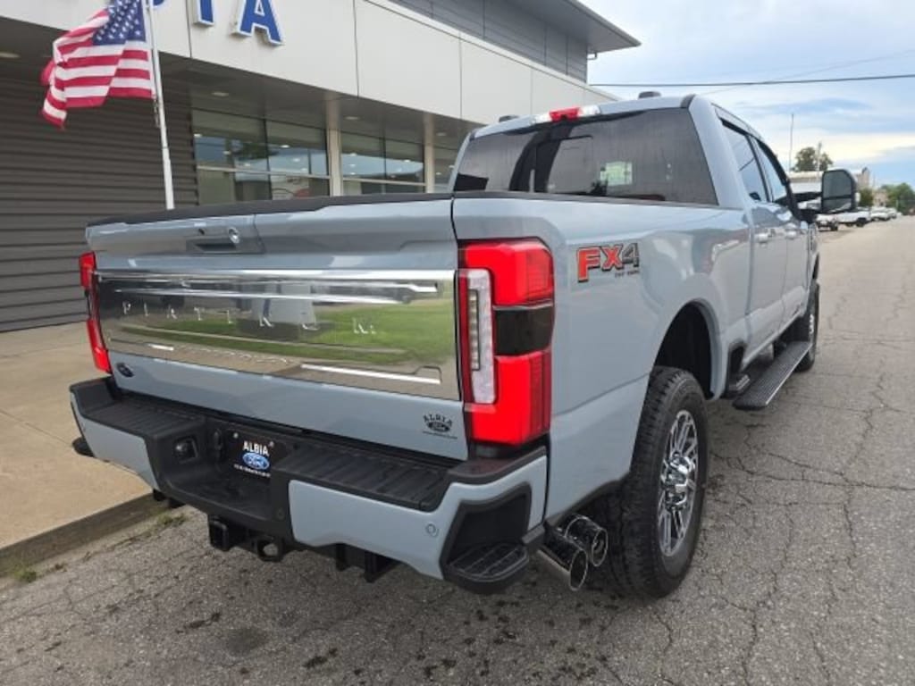 New 2026 Ford Super Duty F-250 SRW Platinum Truck Crew Cab