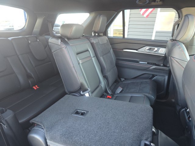 2026 Ford Explorer ST - Photo 30