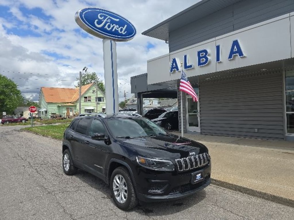 Used 2020 Jeep Cherokee Latitude SUV