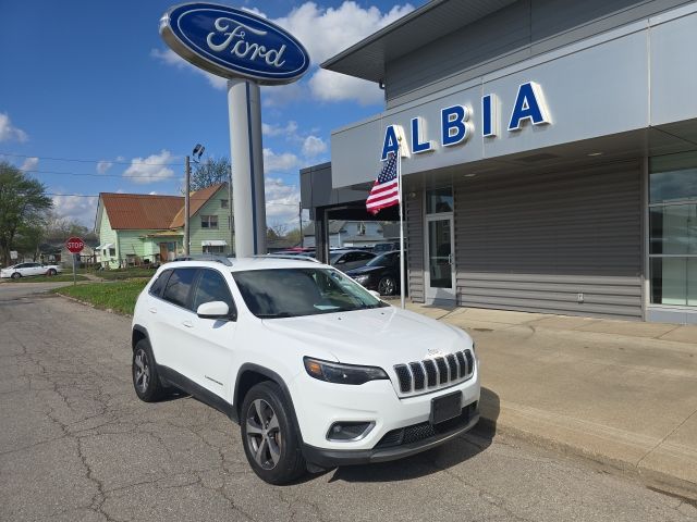 2019 Jeep Cherokee Limited 4X4's photo