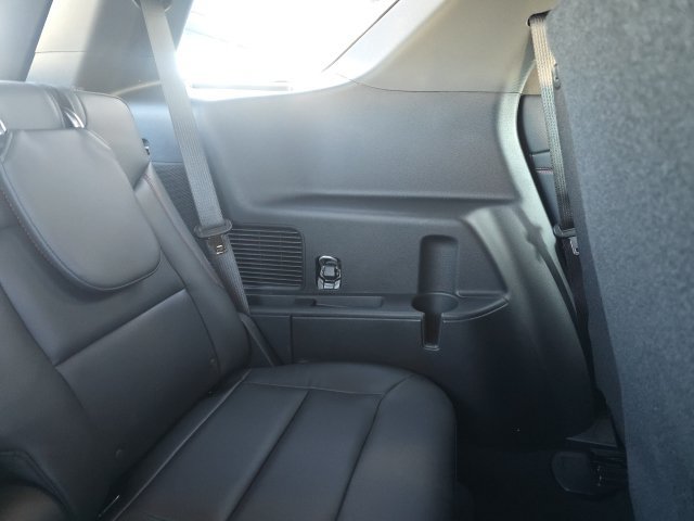 2026 Ford Explorer ST - Photo 32