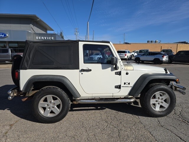 2008 Jeep Wrangler X photo 2