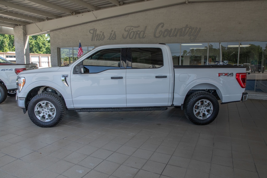 Used 2022 Ford F-150 XLT Crew Cab Truck