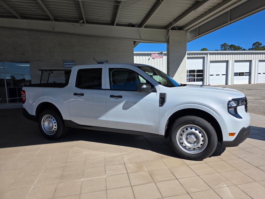 New 2025 Ford Maverick XL XL AWD SuperCrew