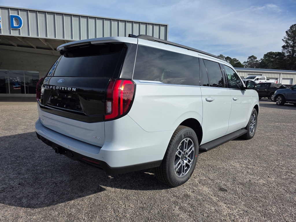 New 2025 Ford Expedition Max Active Active 4x2