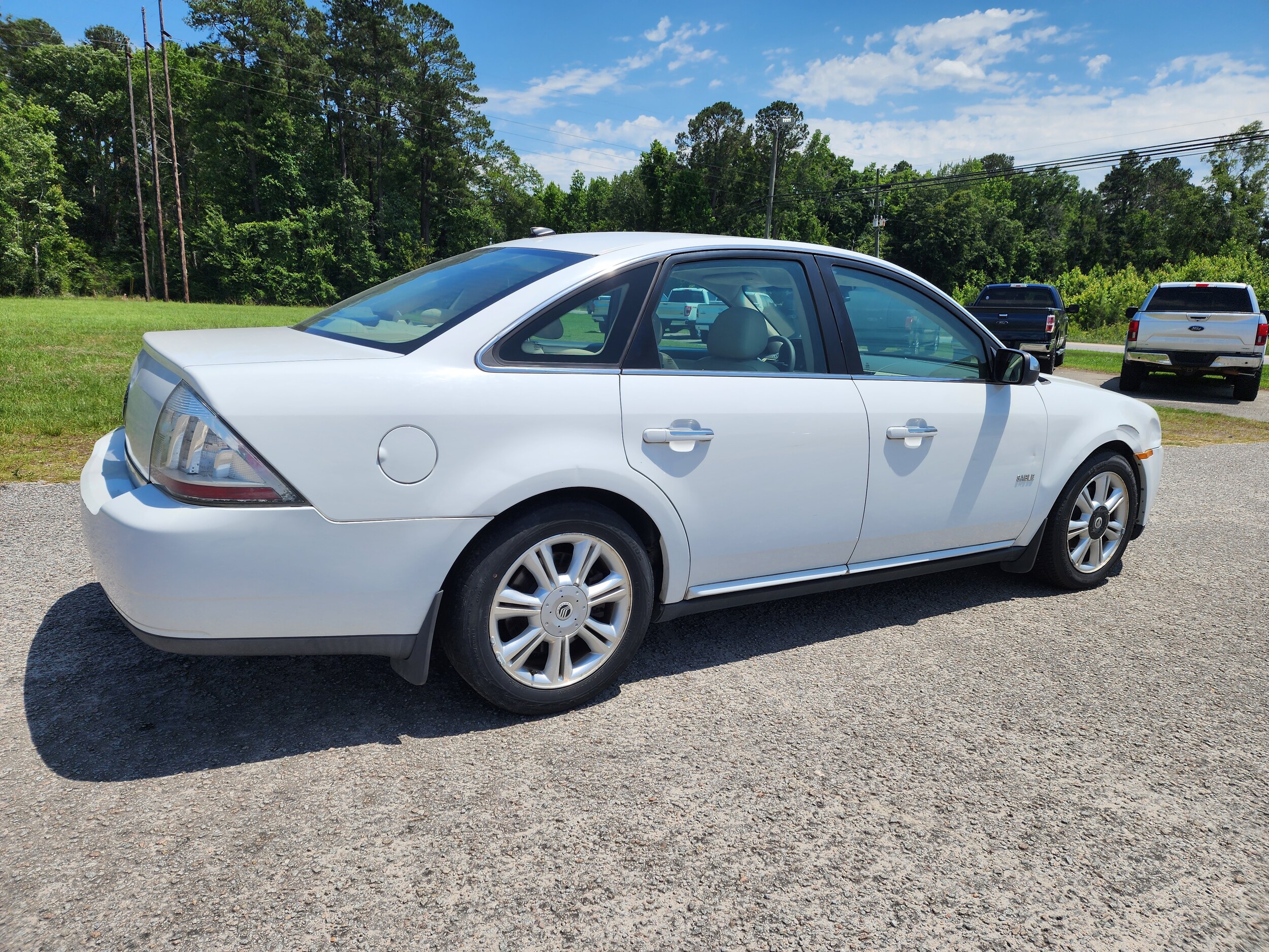 2008 Mercury Sable Premier photo 2