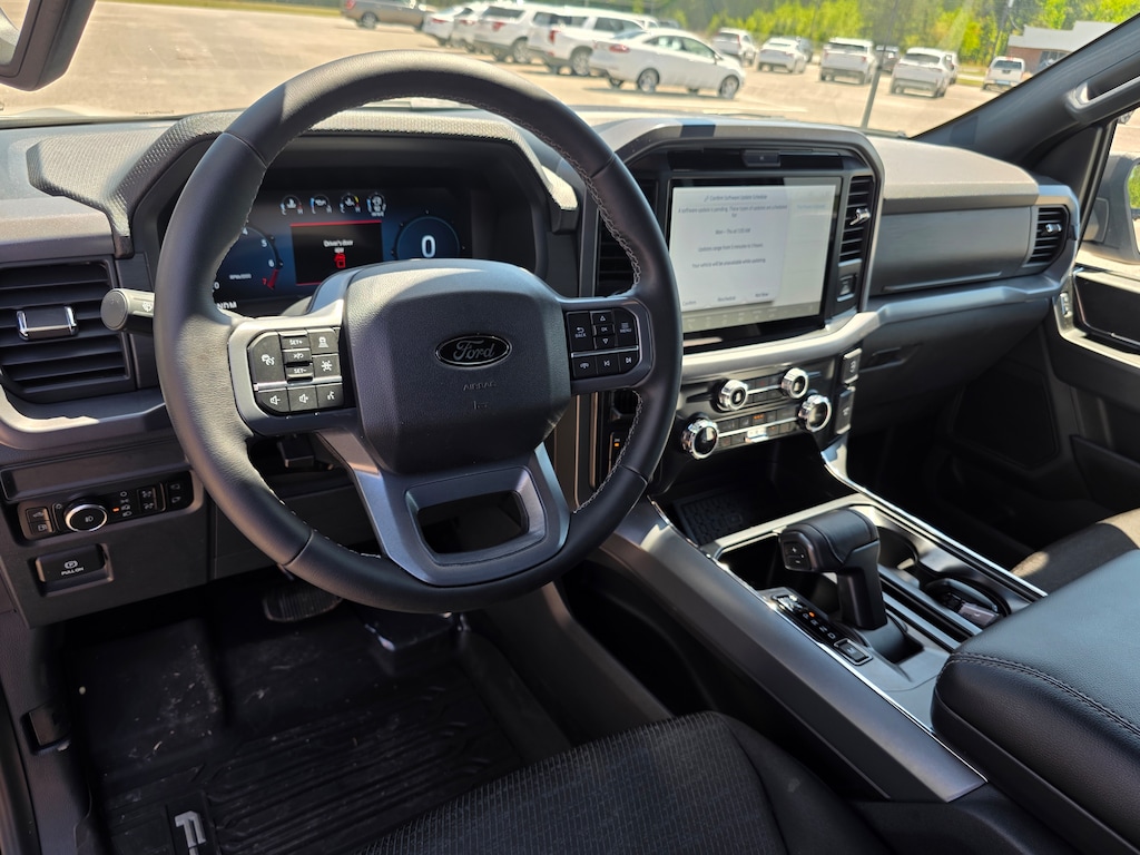 Used 2025 Ford F-150 XLT Crew Cab