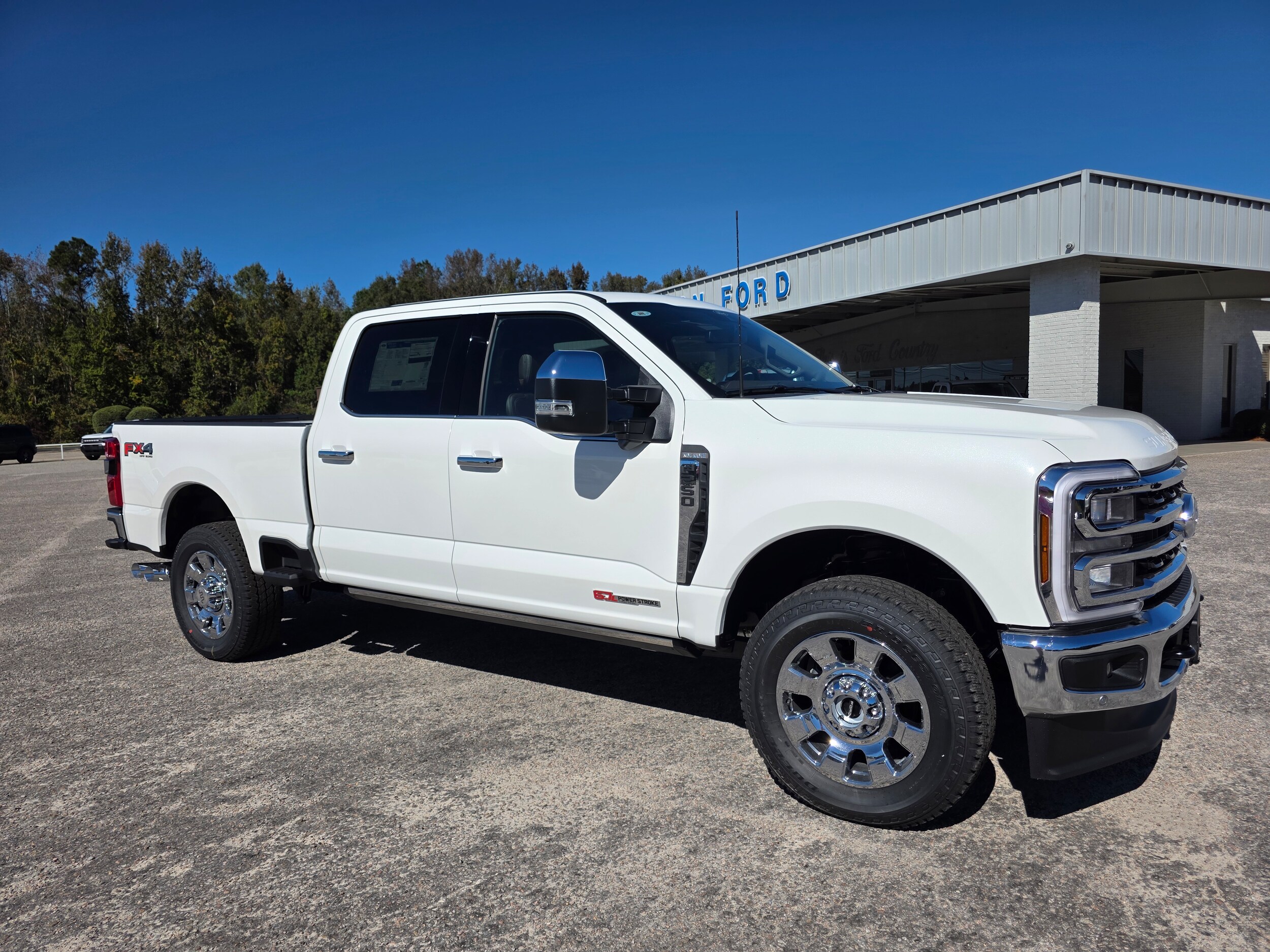 2026 Ford F-250 King Ranch photo 2