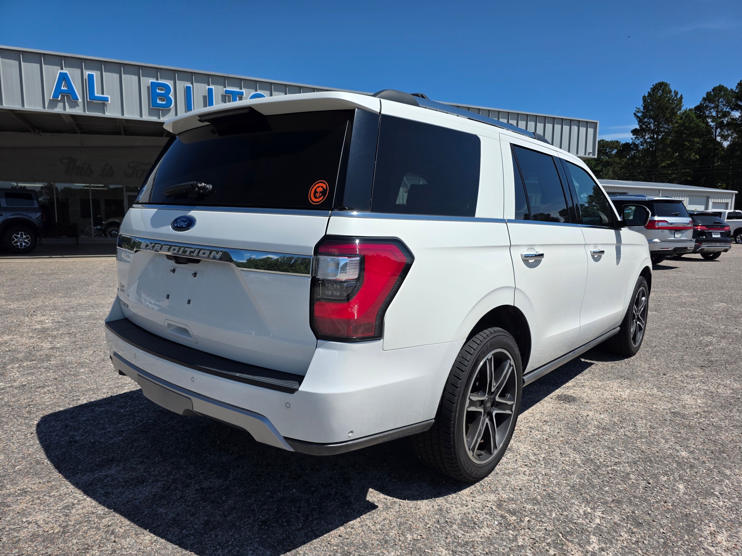 2020 Ford Expedition Limited photo 3