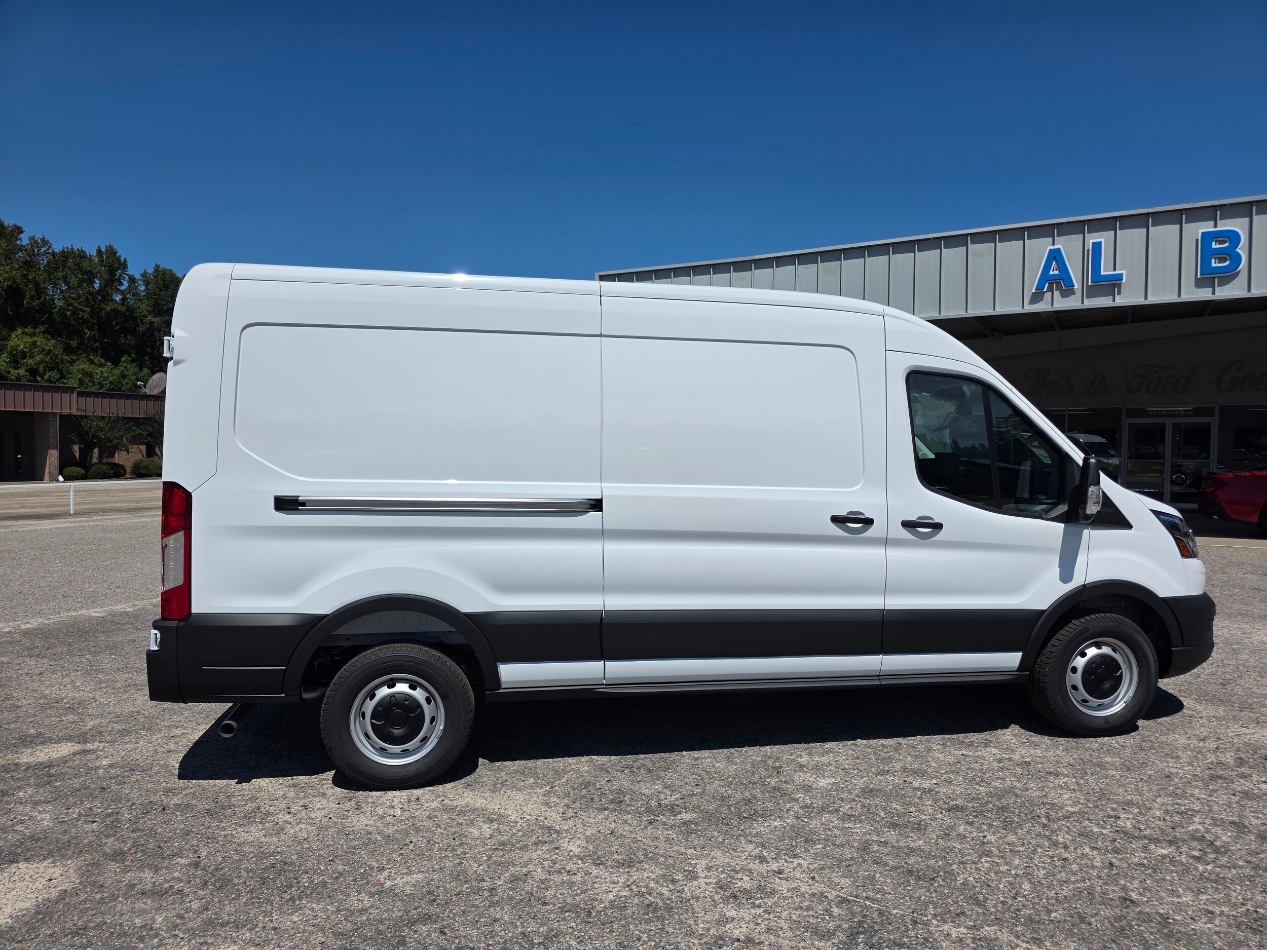 2025 Ford Transit Cargo Van photo 3