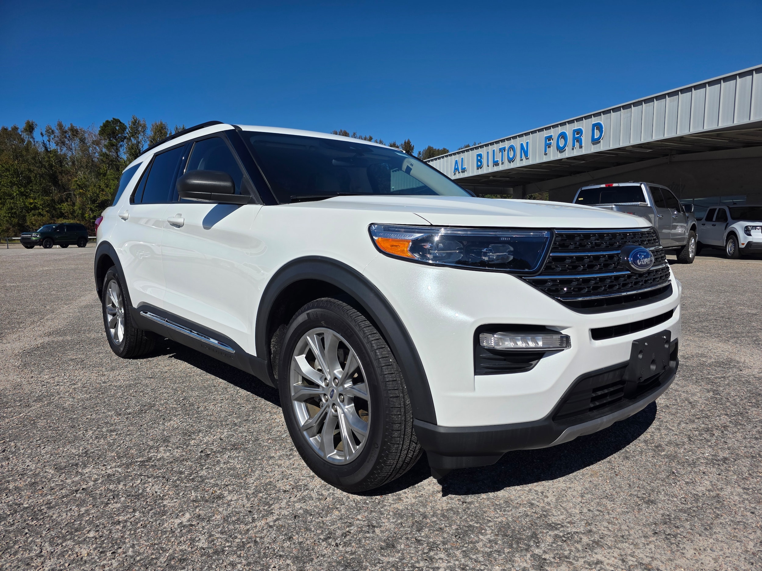 2024 Ford Explorer XLT's photo
