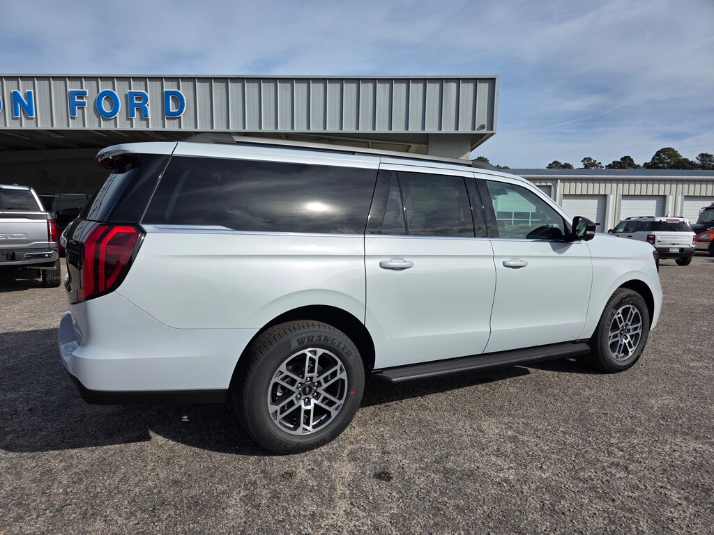 New 2025 Ford Expedition Max Active Active 4x2