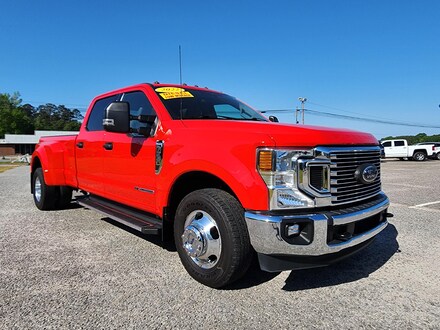 2022 Ford Super Duty F-350 DRW XLT XLT 2WD Crew Cab 8 Box