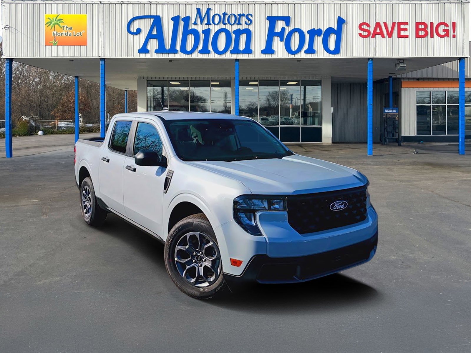 2025 Ford Maverick XLT's photo